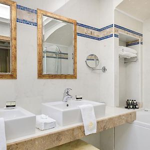 Deluxe Zimmer mit zwei Einzelbetten